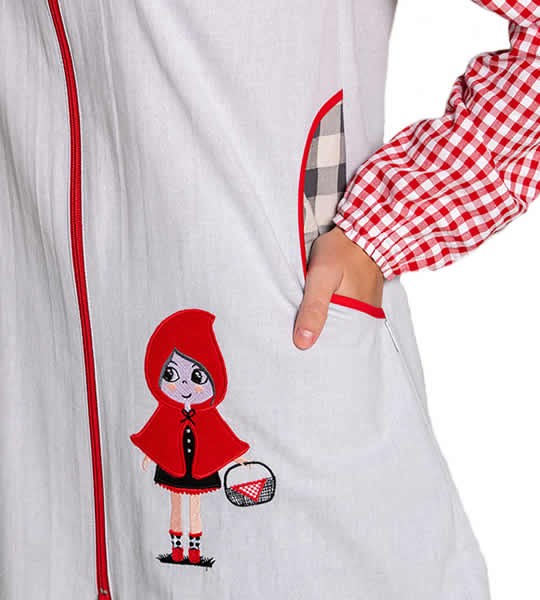 BATA MAESTRA CAPERUCITA ROJA