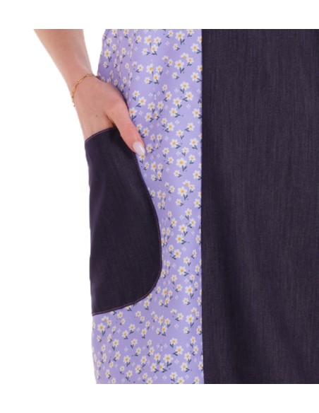 Grembiule FIORI INCROCIATI SULLA SCHIENA. Grembiule con tessuto denim elastico.