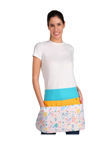 DELANTAL MAESTRA ESTAMPADO SMILE. Estolas y pichis para maestras