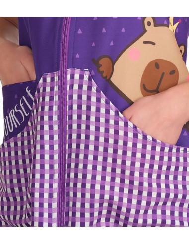 ESTOLA MAESTRA PRINCESA CAPIBARA LILA. Batas y pichis para maestra